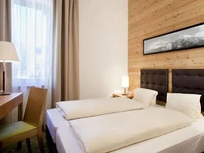Hotel Bon Alpina Innsbruck 3*,